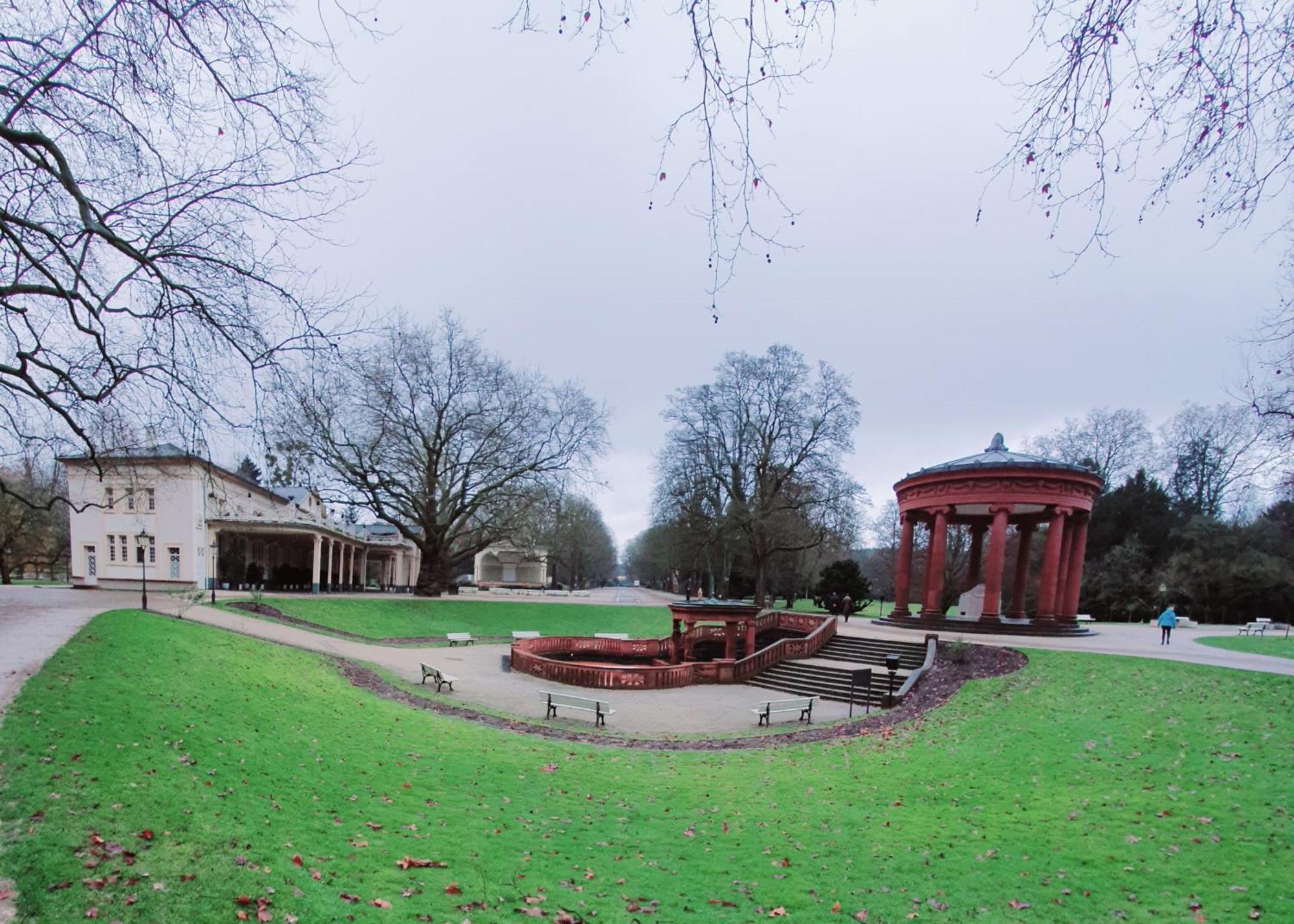 Privat Zimmer in Bad Homburg bei Kurhaus Bad Homburg vor der Höhe Exterior foto