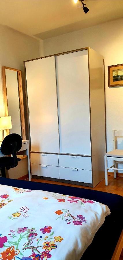 Privat Zimmer in Bad Homburg bei Kurhaus Bad Homburg vor der Höhe Exterior foto
